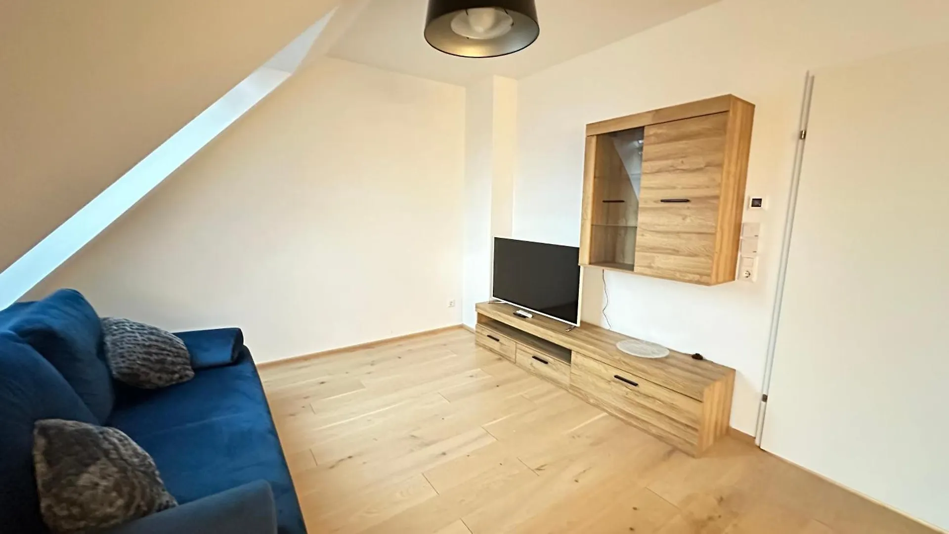 Wiener Schloss Wilhelminen Apartment 360° Views 0*, 비엔나